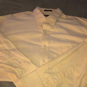 Chaps long sleeve yellow oxford.